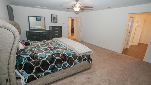 6675 Berkeley Ave E, Fresno, CA 93727