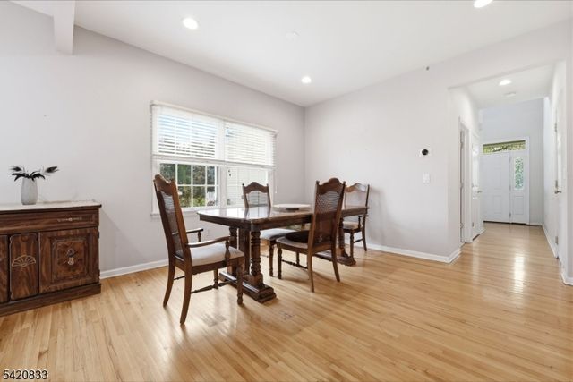 67 Rhyan Dr, Parsippany-troy Hills Twp., NJ 07054