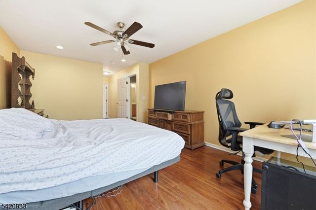 67 Rhyan Dr, Parsippany-troy Hills Twp., NJ 07054