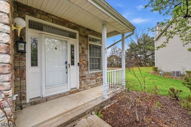 67 Rhyan Dr, Parsippany-troy Hills Twp., NJ 07054