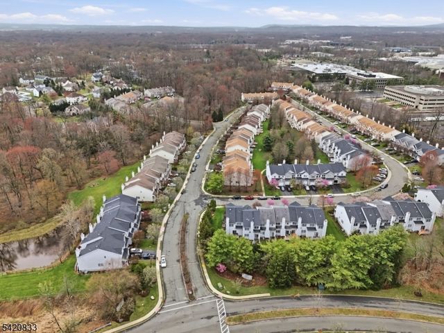 67 Rhyan Dr, Parsippany-troy Hills Twp., NJ 07054