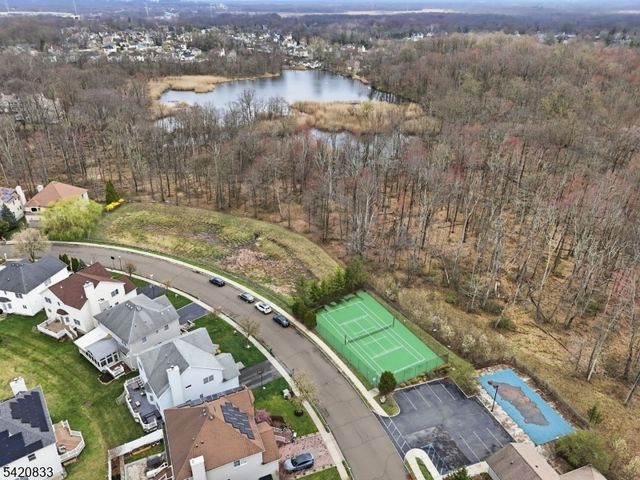 67 Rhyan Dr, Parsippany-troy Hills Twp., NJ 07054