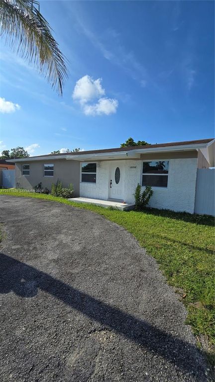 15750 SW 297th St 0, Homestead, FL 33033