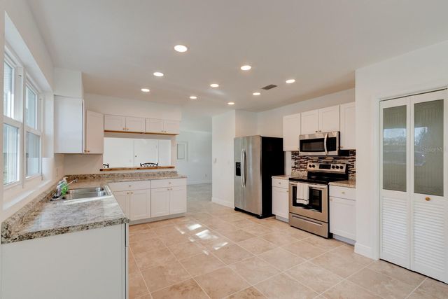 4 MAIN STREET, Port Orange, FL 32127