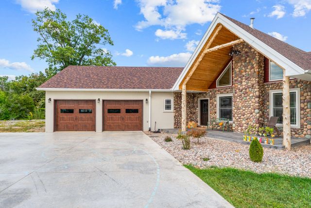 770 Mills Hollow Road, Branson, MO 65616