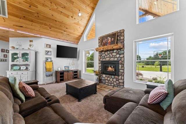 770 Mills Hollow Road, Branson, MO 65616