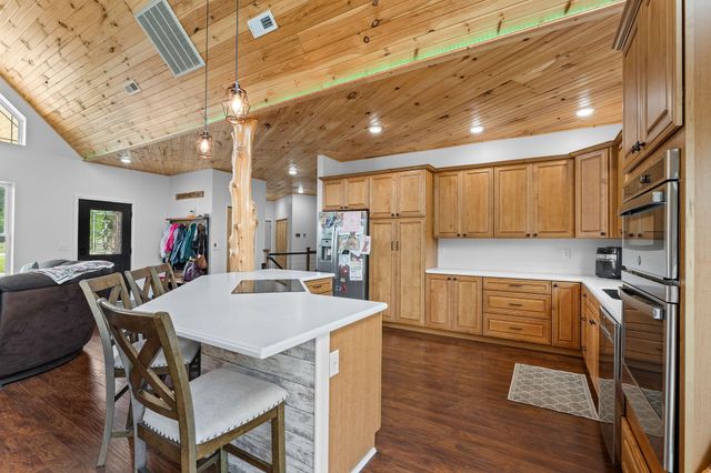 770 Mills Hollow Road, Branson, MO 65616