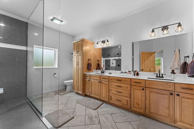 770 Mills Hollow Road, Branson, MO 65616