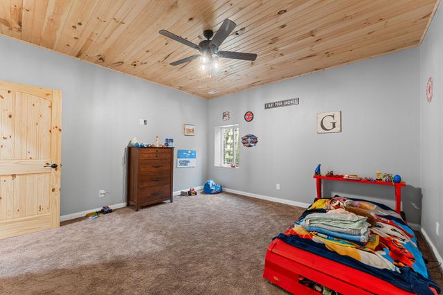 770 Mills Hollow Road, Branson, MO 65616