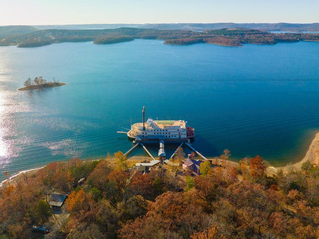 770 Mills Hollow Road, Branson, MO 65616