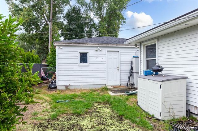 11586 Norway Drive, Hartland, MI 48353