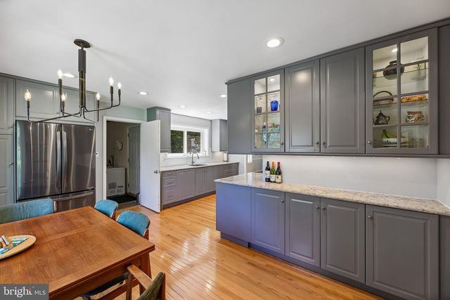6437 PIMA ST, Alexandria, VA 22312