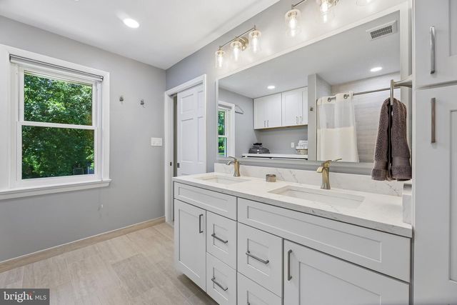 6437 PIMA ST, Alexandria, VA 22312