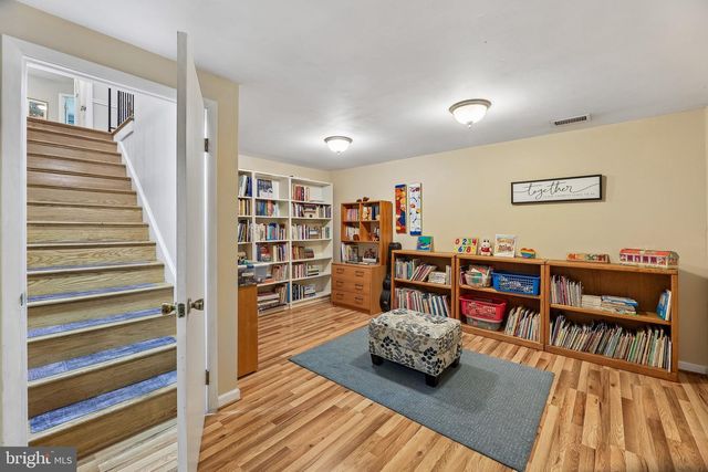 6437 PIMA ST, Alexandria, VA 22312