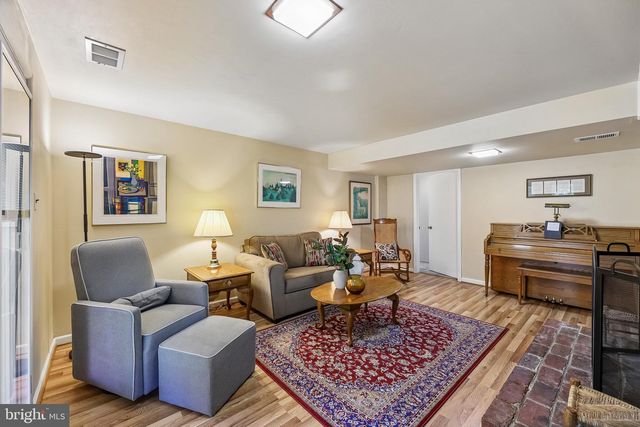 6437 PIMA ST, Alexandria, VA 22312