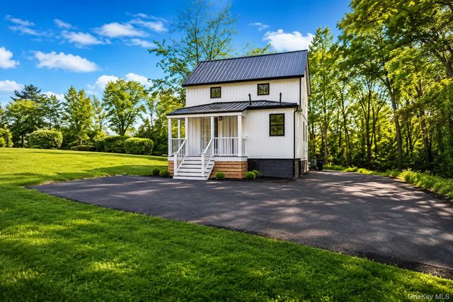 386 Lakeside Road, Newburgh, NY 12550