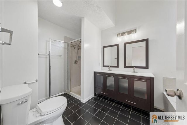 282 Kraemer Court 282, East Brunswick, NJ 08816