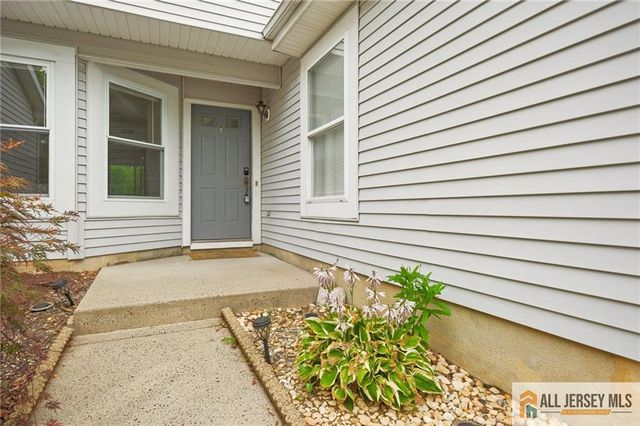 282 Kraemer Court 282, East Brunswick, NJ 08816