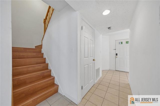 282 Kraemer Court 282, East Brunswick, NJ 08816