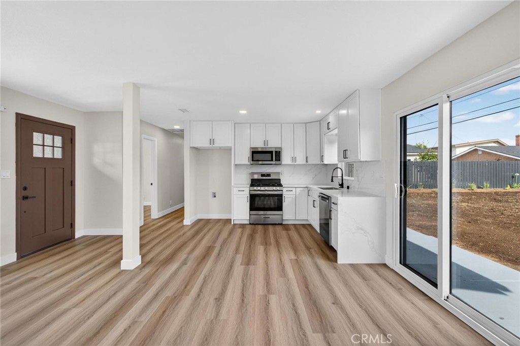 Image 6 of property listing at 173 W 232nd Pl, Carson, CA 90745