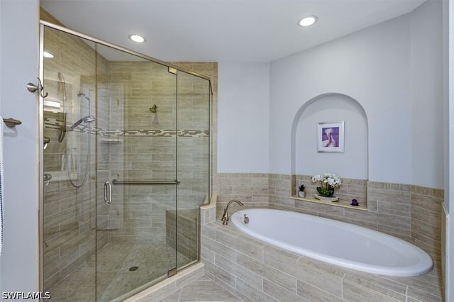 4711 Via Del Corso LN 102, Bonita Springs, FL 34134