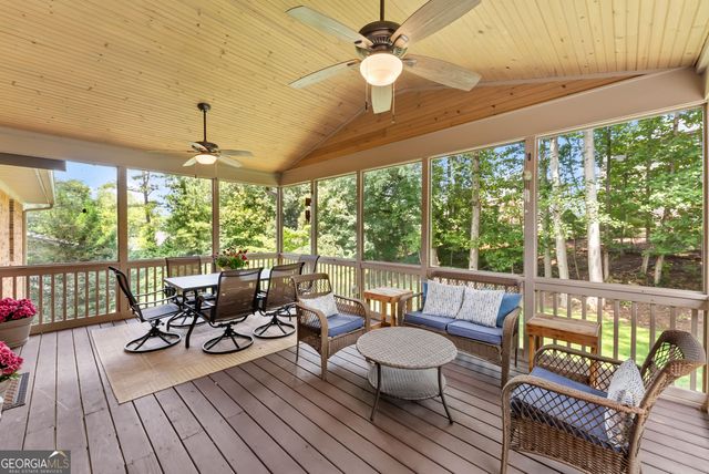 290 Cochran Drive, Gainesville, GA 30506