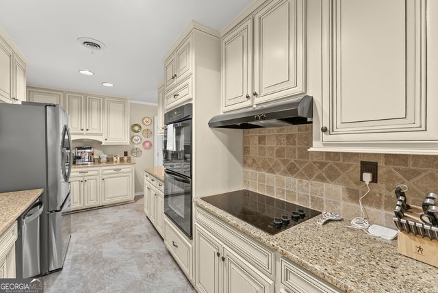 290 Cochran Drive, Gainesville, GA 30506