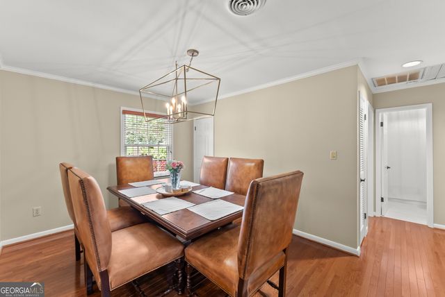 290 Cochran Drive, Gainesville, GA 30506