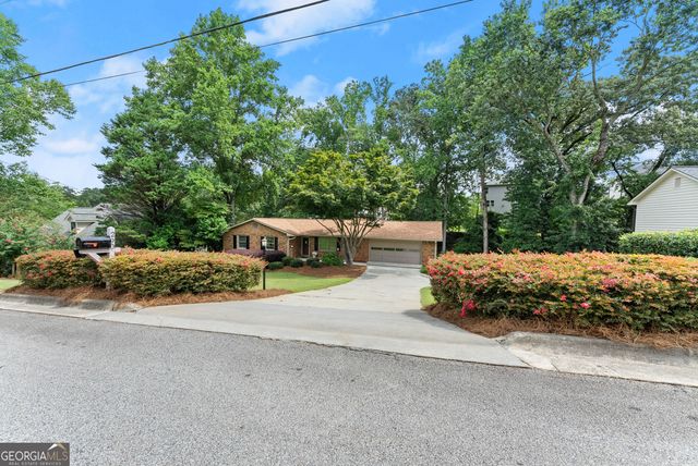290 Cochran Drive, Gainesville, GA 30506