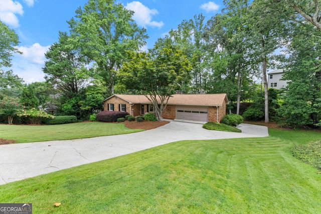 290 Cochran Drive, Gainesville, GA 30506