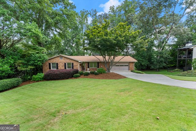 290 Cochran Drive, Gainesville, GA 30506