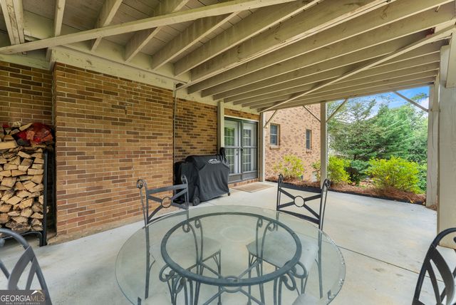 290 Cochran Drive, Gainesville, GA 30506