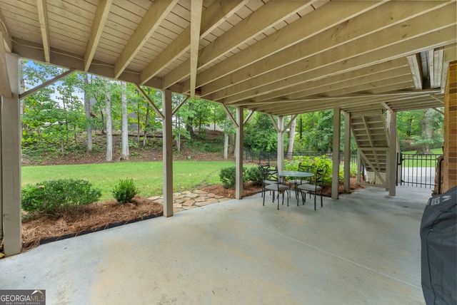 290 Cochran Drive, Gainesville, GA 30506
