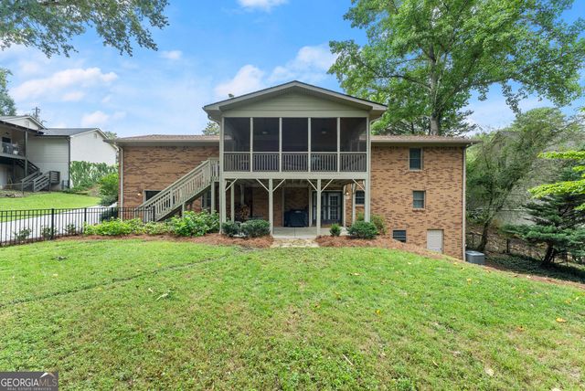 290 Cochran Drive, Gainesville, GA 30506