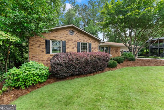 290 Cochran Drive, Gainesville, GA 30506