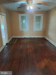 323 FAIRVIEW AVE, Winchester, VA 22601