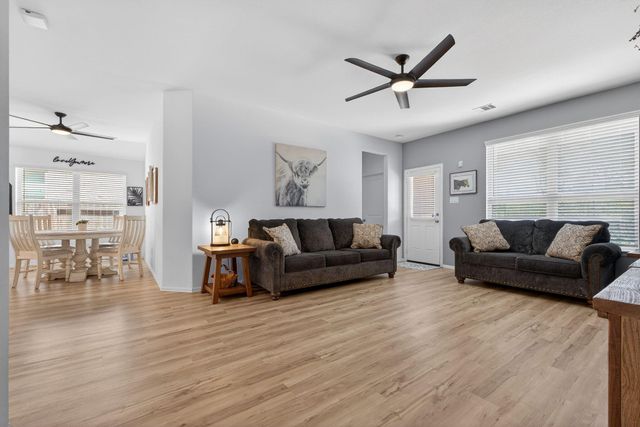 19043 Pinewood Grove Trail, New Caney, TX 77357