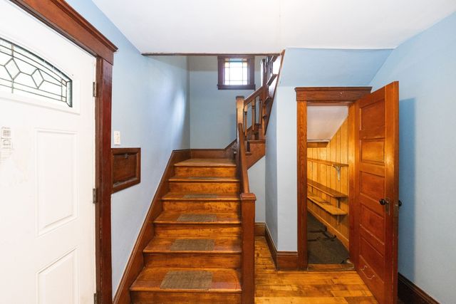 33 Dane Avenue 1, Worcester, MA 01607