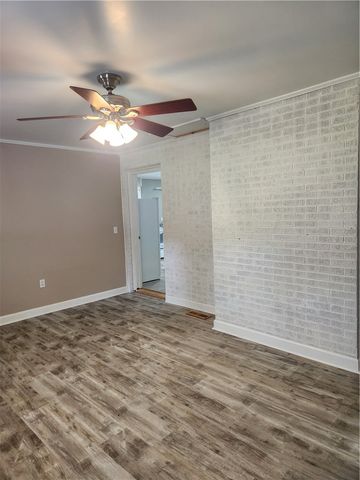 103 Clearwater Drive, Seneca, SC 29672