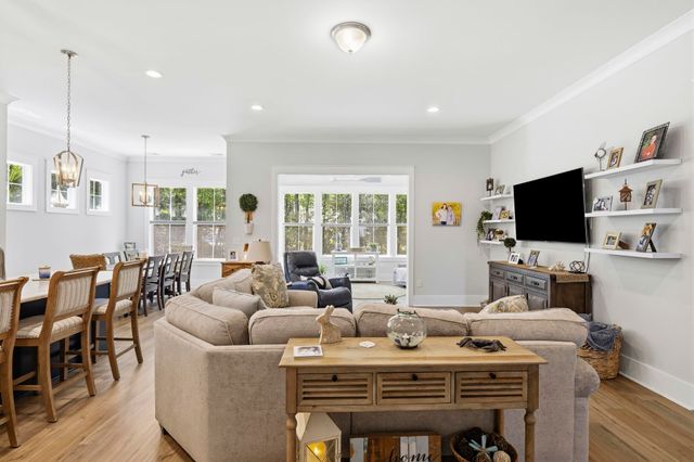 402 Bumble Circle, Murrells Inlet, SC 29576