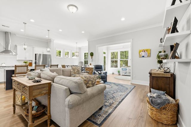 402 Bumble Circle, Murrells Inlet, SC 29576