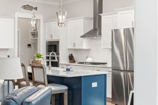 402 Bumble Circle, Murrells Inlet, SC 29576