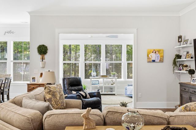 402 Bumble Circle, Murrells Inlet, SC 29576