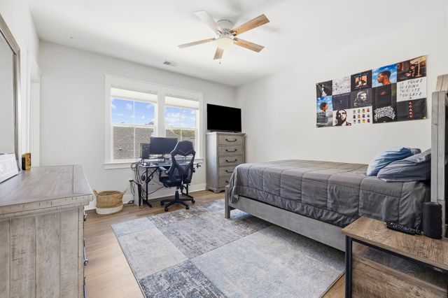 402 Bumble Circle, Murrells Inlet, SC 29576