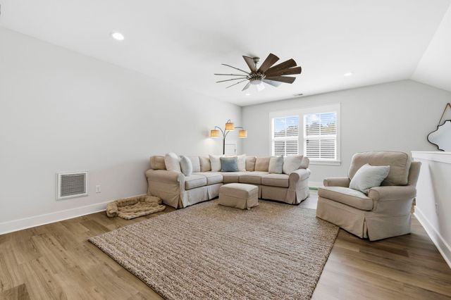 402 Bumble Circle, Murrells Inlet, SC 29576