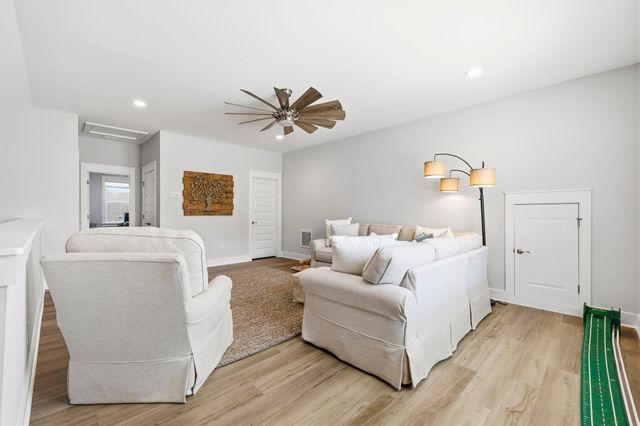 402 Bumble Circle, Murrells Inlet, SC 29576