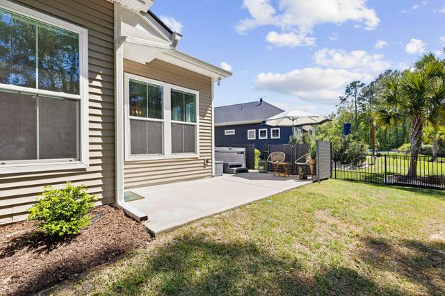 402 Bumble Circle, Murrells Inlet, SC 29576