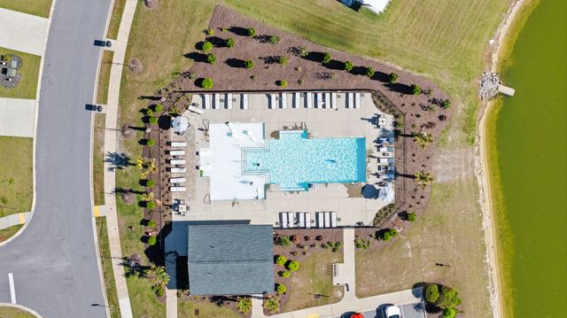 402 Bumble Circle, Murrells Inlet, SC 29576