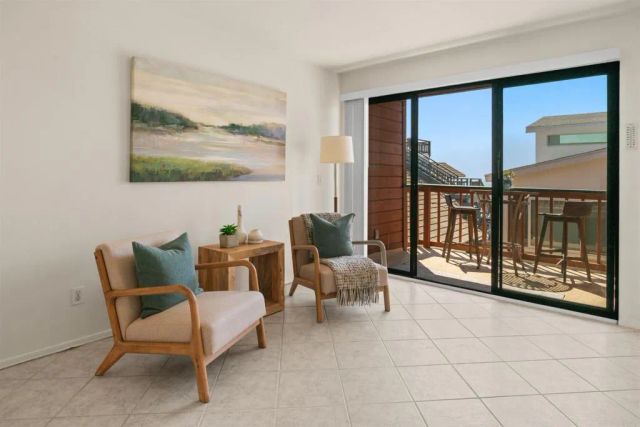 2435 Garfield St, Carlsbad, CA 92008