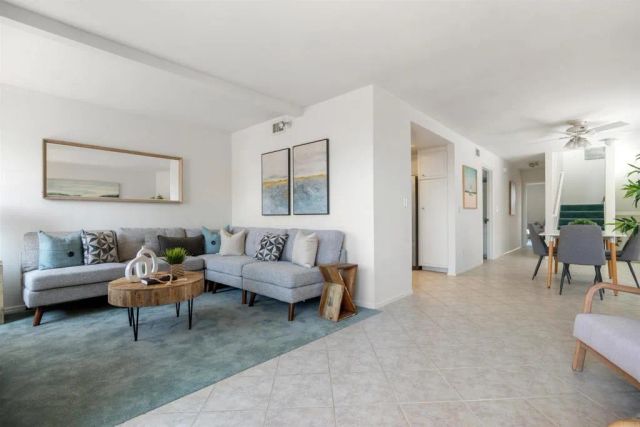 2435 Garfield St, Carlsbad, CA 92008